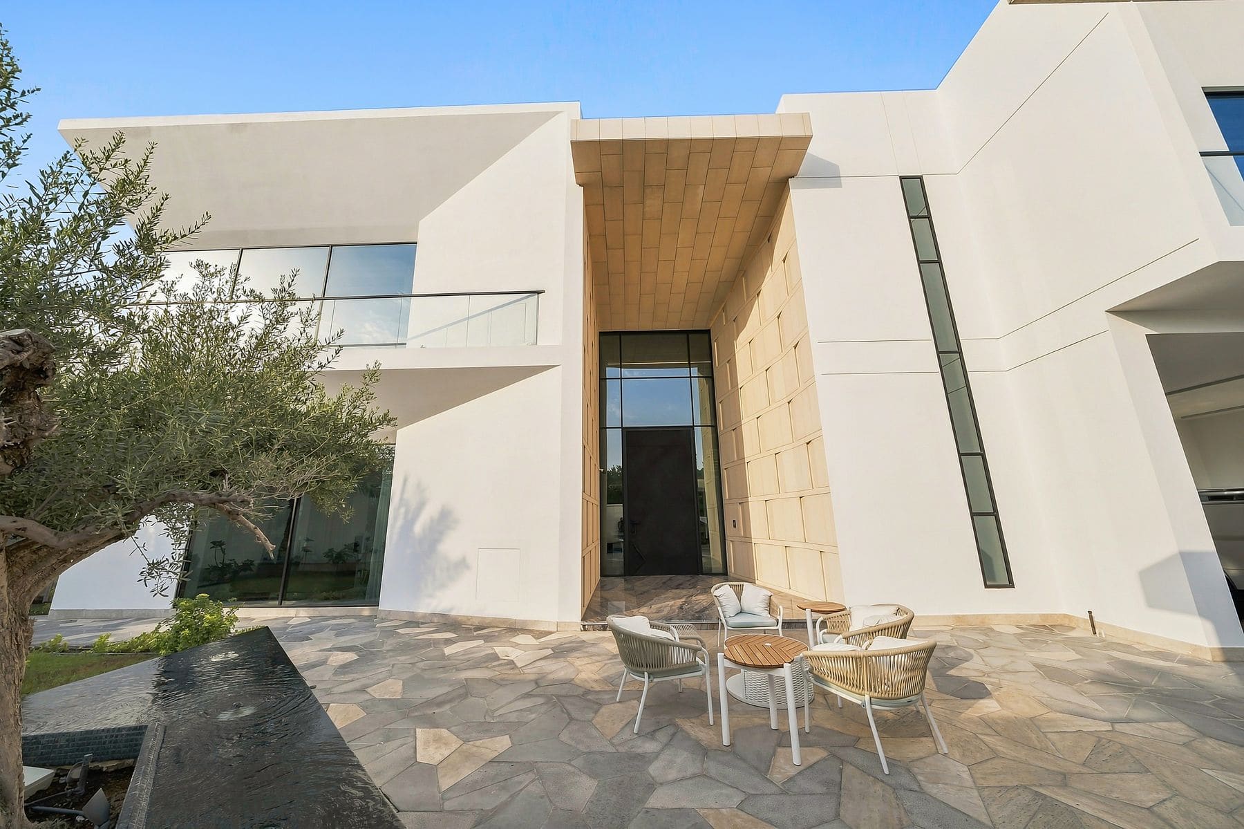 Private Residence 003, interior view 23