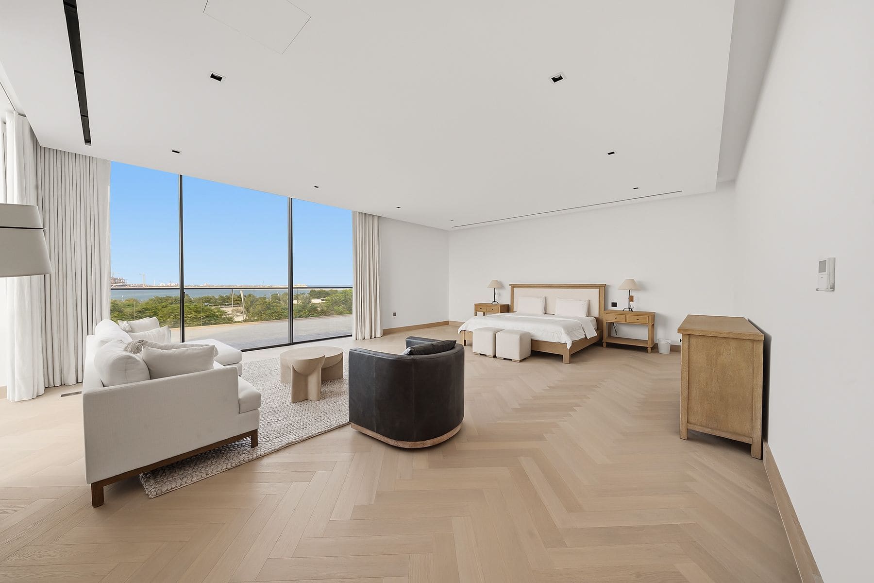 Private Residence 003, interior view 11