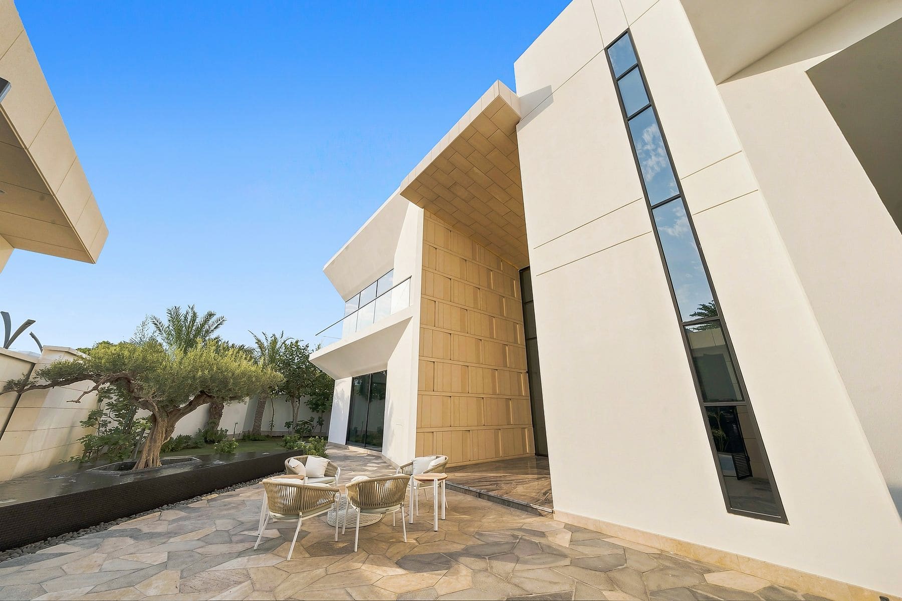 Private Residence 003, interior view 22